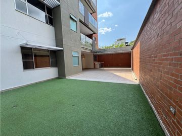 APARTAMENTO CON TERRAZA EN PRIMER PISO