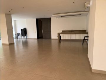 APARTAMENTO CON TERRAZA EN PRIMER PISO