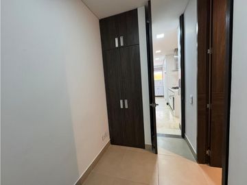 APARTAMENTO CON TERRAZA EN PRIMER PISO