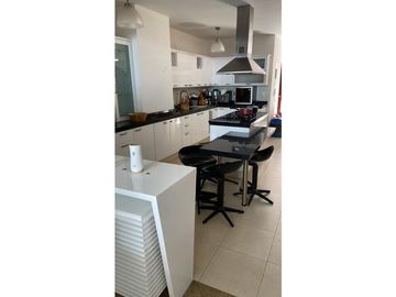 CASA REMODELADA EN UNIDAD DE CIUDAD JARDIN