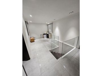 APARTAMENTO MODERNO EN CRISTALES