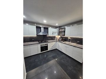 APARTAMENTO MODERNO EN CRISTALES