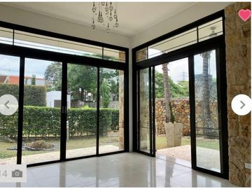 CASA  EN CONDOMINIO CON ZONA DE VERDE