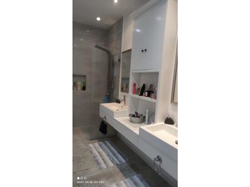 CASA MODERNA EN CONDOMINIO CERRADO DE PANCE
