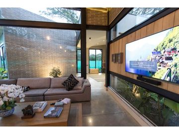 CASA MODERNA Y AMPLIA PROYECTO DE UN PISO EN CONJUNTO DE LA MORADA