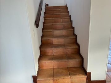 CASA EXCLUSIVA EN UNIDAD DE ALTOS DE CIUDAD JARDIN