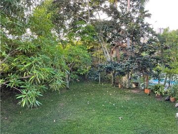 CASA EXCLUSIVA EN UNIDAD DE ALTOS DE CIUDAD JARDIN