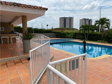CASA EXCLUSIVA EN UNIDAD DE ALTOS DE CIUDAD JARDIN