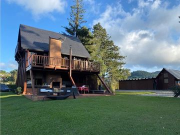 FINCA EN PARCELACION LAGO CALIMA