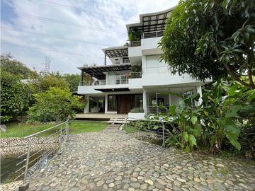 CASA INDEPENDIENTE EN LA RIVERITA