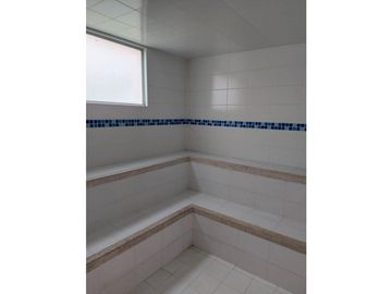 APARTAMENTO COMODO