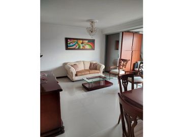 APARTAMENTO COMODO
