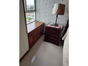 APARTAMENTO COMODO