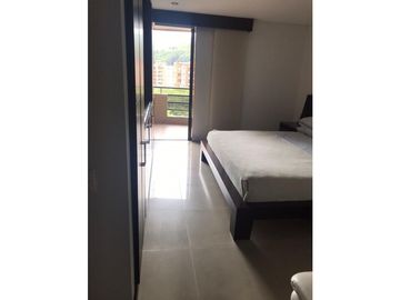 APARTAMENTO CON VISTA A LA CIUDAD Y LAS MONTAÑAS