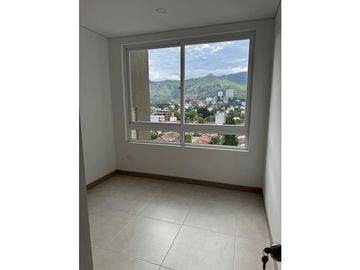 APARTAMENTO MODERNO CON VISTA A LAS MONTAÑAS Y A LA CIUDAD