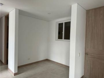 APARTAMENTO MODERNO CON VISTA A LAS MONTAÑAS Y A LA CIUDAD