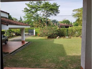 CASA CAMPESTRE EN LAS MERCEDES