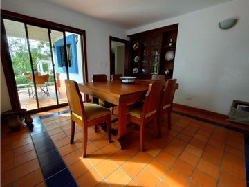 CASA CAMPESTRE EN LAS MERCEDES
