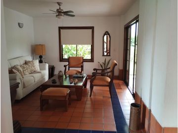 CASA CAMPESTRE EN LAS MERCEDES