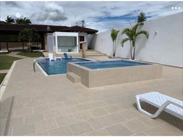 CASA EN CALIMA CON  VISTA AL LAGO