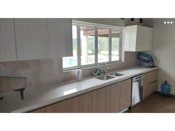 CASA EN CALIMA CON  VISTA AL LAGO