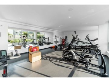 APARTAMENTO MODERNO CON VISTA A LAS MONTAÑAS