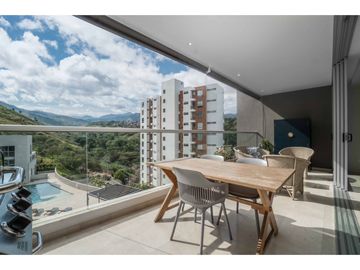 APARTAMENTO MODERNO CON VISTA A LAS MONTAÑAS