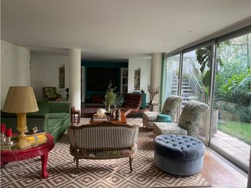 CASA INDEPENDIENTE CON PISCINA EN EL OESTE DE CALI