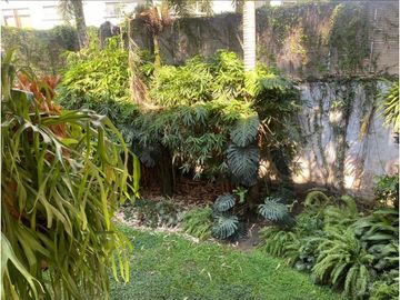 CASA INDEPENDIENTE CON PISCINA EN EL OESTE DE CALI