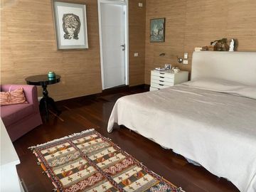 CASA INDEPENDIENTE CON PISCINA EN EL OESTE DE CALI