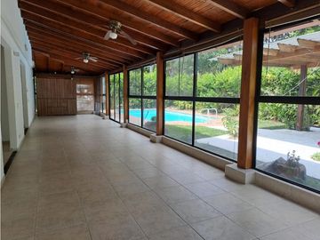 CASA CAMPESTRE CON PISCINA