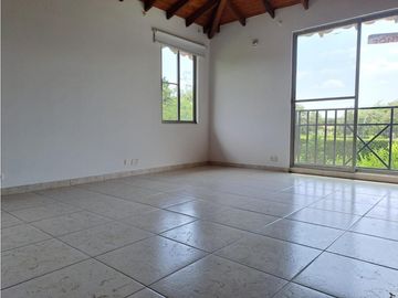 CASA CAMPESTRE CON PISCINA