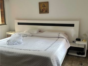 AMPLIO APARTAMENTO EN EL OESTE DE CALI