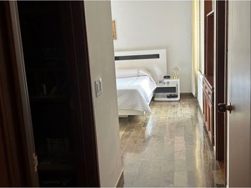 AMPLIO APARTAMENTO EN EL OESTE DE CALI