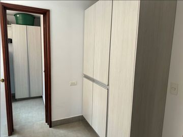 AMPLIO APARTAMENTO EN EL OESTE DE CALI