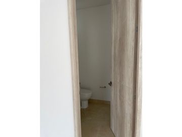 APARTAMENTO MODERNO  FRENTE AL RIO Y VISTA A LA CIUDAD