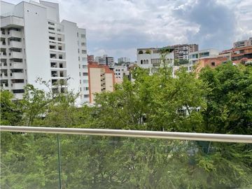 APARTAMENTO MODERNO  FRENTE AL RIO Y VISTA A LA CIUDAD
