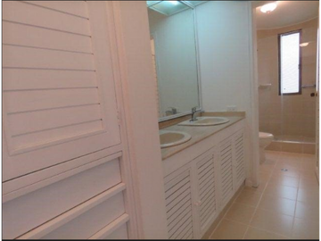 APARTAMENTO FRENTE AL RIO