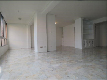APARTAMENTO FRENTE AL RIO