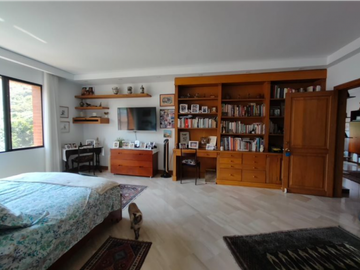 APARTAMENTO AMPLIO Y REMODELADO EN NORMANDIA