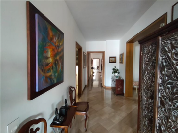 APARTAMENTO AMPLIO Y REMODELADO EN NORMANDIA