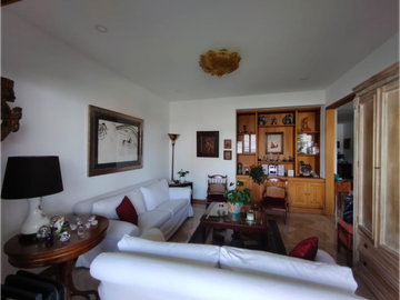 APARTAMENTO AMPLIO Y REMODELADO EN NORMANDIA