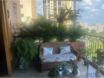 APARTAMENTO AMPLIO Y REMODELADO EN NORMANDIA