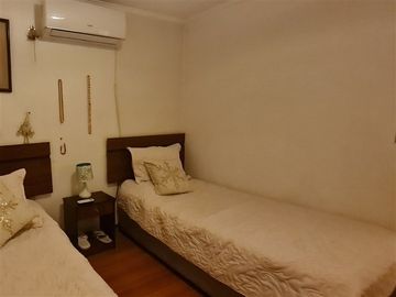 Casa en Venta en Barrio La Hacienda / Metro Quilin
