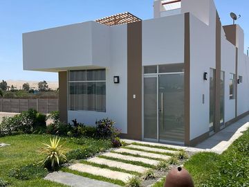 Venta de Hermosa casa en condominio