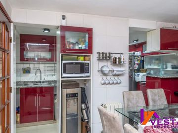 CASA EN VENTA BARRIO SAN CARLOS ZONA SUR