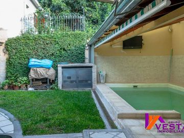 CASA EN VENTA BARRIO SAN CARLOS ZONA SUR
