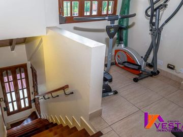 CASA EN VENTA BARRIO SAN CARLOS ZONA SUR
