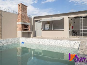 Los Robles *el Encon *casa En Venta Con Pileta *