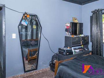 Pueyrredon 2000-casa En Venta-barrio Vicente Sola